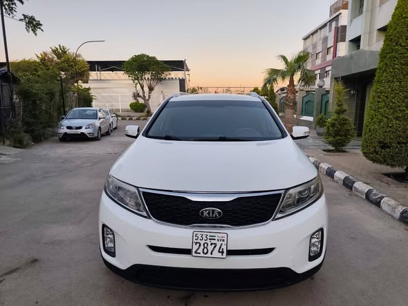 كيا سيرانتو 2015 - صورة 1
