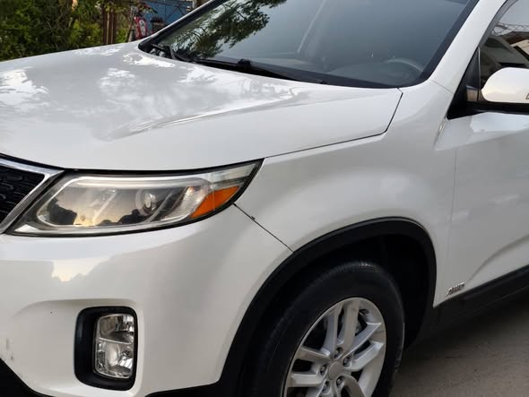 كيا سيرانتو 2015 - صورة 3