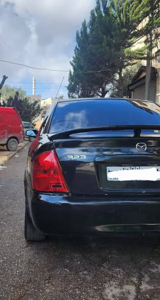 مازدا 323 2004 - صورة 5