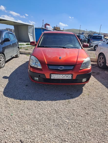 كيا ريو 2010 - صورة 1