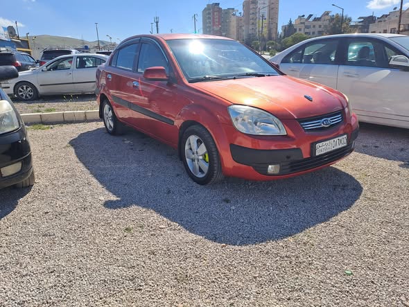 كيا ريو 2010 - صورة 3