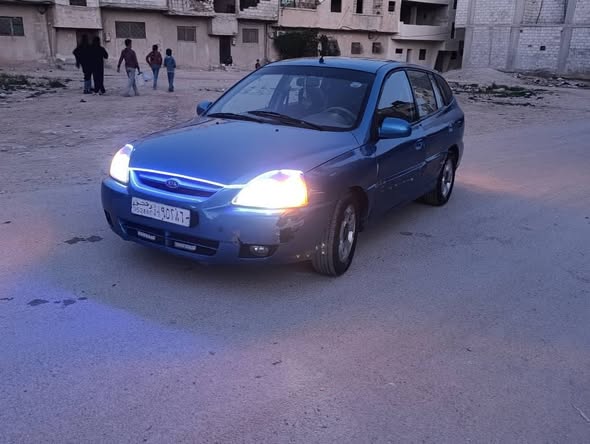 كيا ريو 2004 - صورة 2