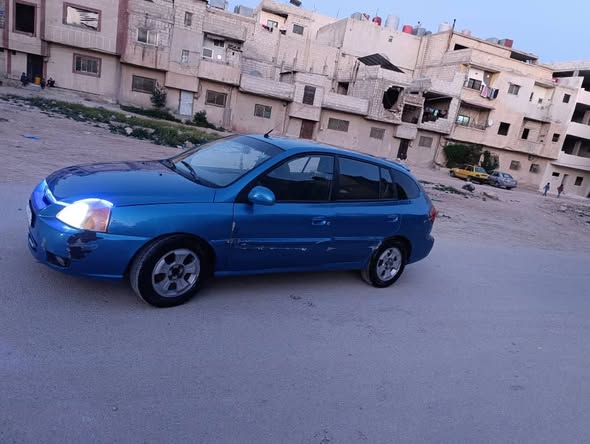 كيا ريو 2004 - صورة 3