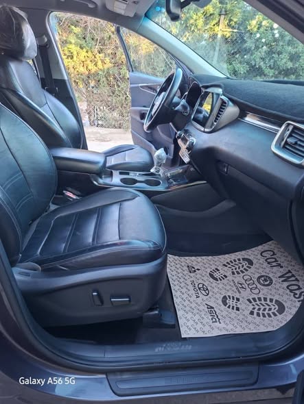 كيا سورينتو 2016 - صورة 2