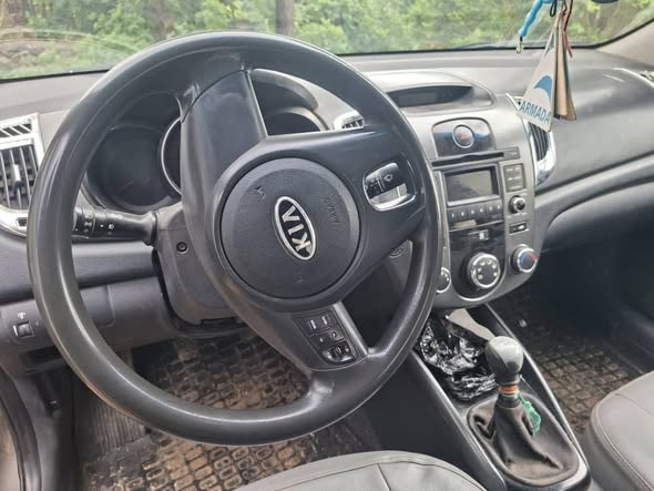 كيا سيراتو 2011 - صورة 5