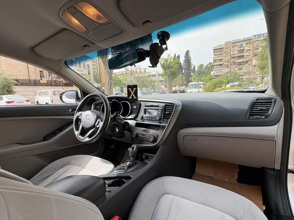 كيا اوبتما 2012 - صورة 2