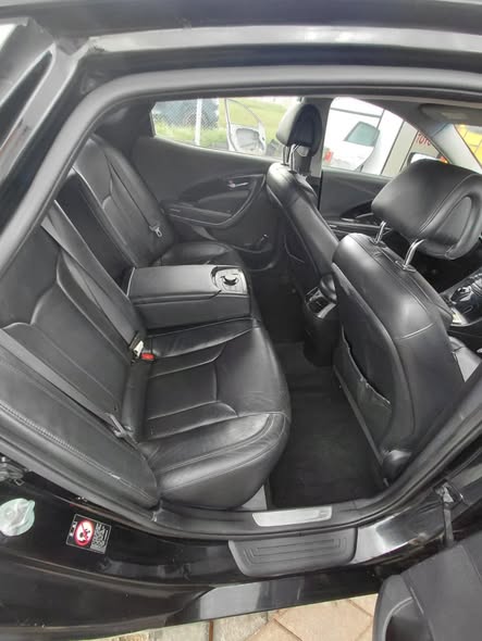 هيونداي ازيرا 2012 - صورة 5