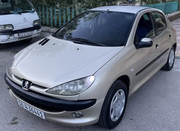 بيجو ٢٠٦ 2005 - صورة 1