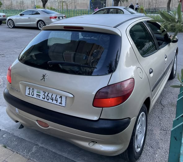 بيجو ٢٠٦ 2005 - صورة 5