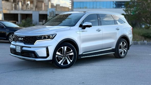 كيا سيرنتو 2023 - صورة 2