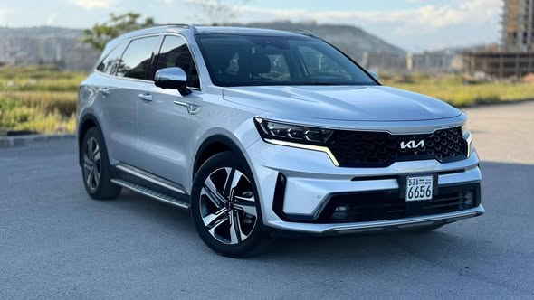 كيا سيرنتو 2023 - صورة 3