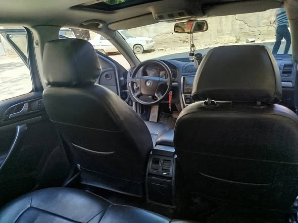 سكودا أوكتافيا 2005 - صورة 2