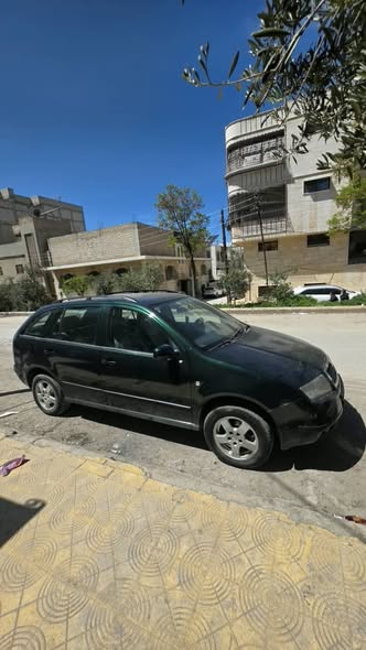 سكودا فابيا 2002 - صورة 3