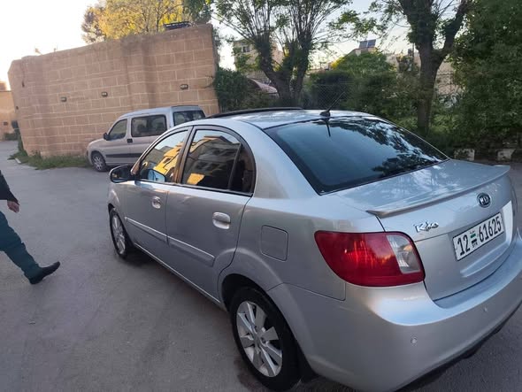كيا ريو 2010 - صورة 2