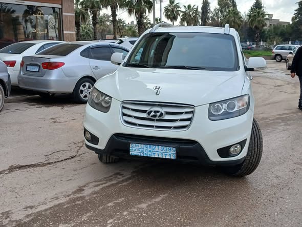 هيونداي سانتافي 2011 - صورة 1