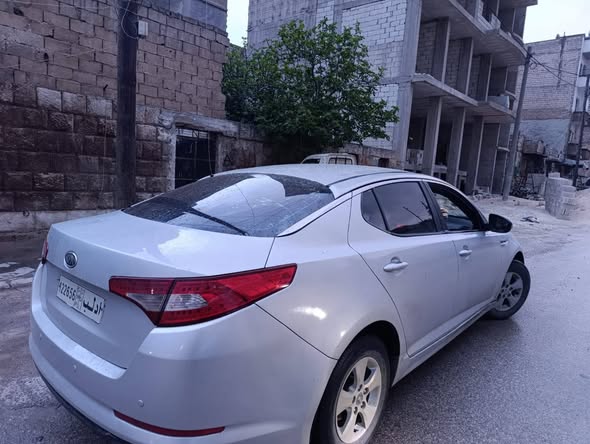 كيا اوبتيما 2011 - صورة 2