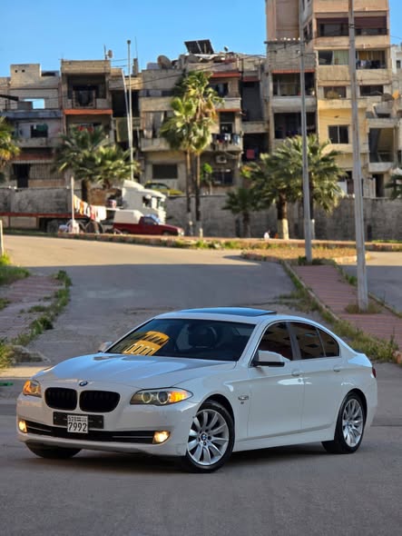بي ام 528i 2013 - صورة 2