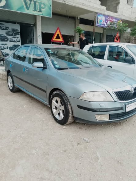 سكودا اوكتافيا 2006 - صورة 2