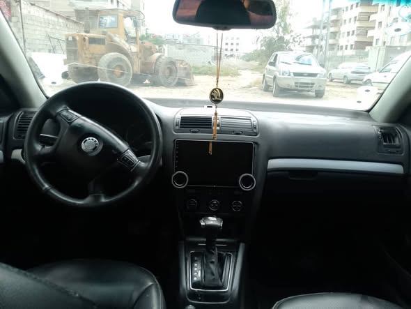 سكودا اوكتافيا 2006 - صورة 5