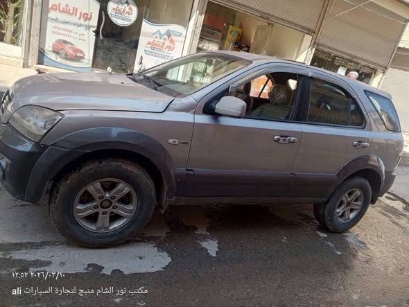 كيا سيرنتو 2003 - صورة 1