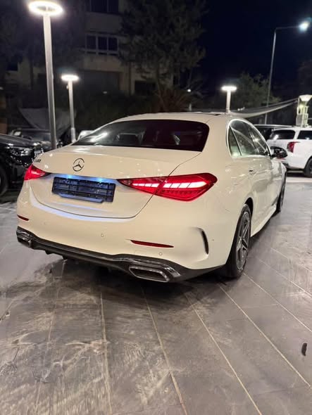 مرسيدس C200 2026 - صورة 4