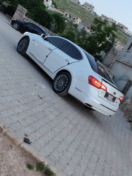 كيا كادينزا 2010 - صورة 4