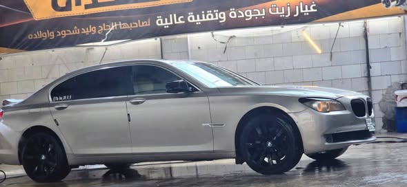 بي إم دبليو 730Li 2012 - صورة 3