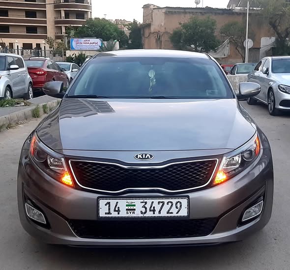 كيا أوبتيما 2015 - صورة 1