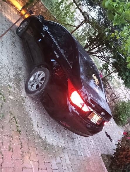 هيونداي سوناتا 2010 - صورة 2