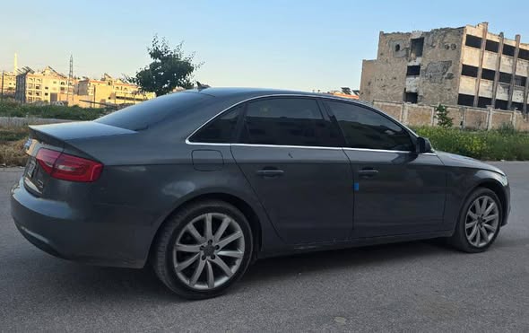 أودي A4 2013 - صورة 4