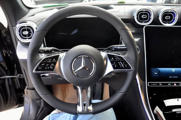 مرسيدس GLC 2026 - صورة 3