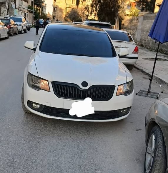 سكودا سوبيرب 2015 - صورة 1