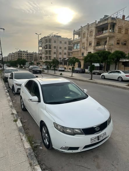 كيا فورتي 2010 - صورة 3
