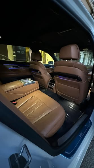 بي إم دبليو 740 2021 - صورة 5