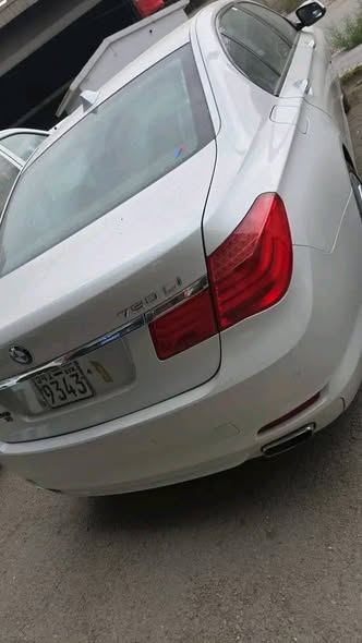 بي ام دبليو 750 2012 - صورة 2