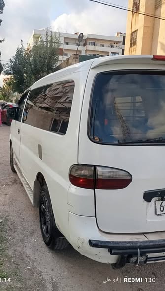 هيونداي H-1 1999 - صورة 2