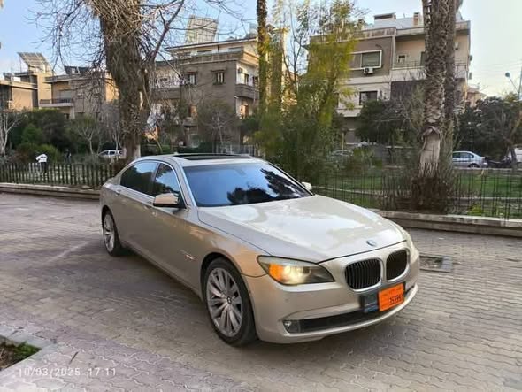 بي ام دبليو 740 2011 - صورة 3
