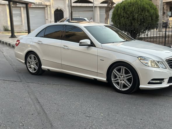 مرسيدس E350 2012 - صورة 5