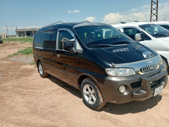 هيونداي اتش-1 2002 - صورة 1