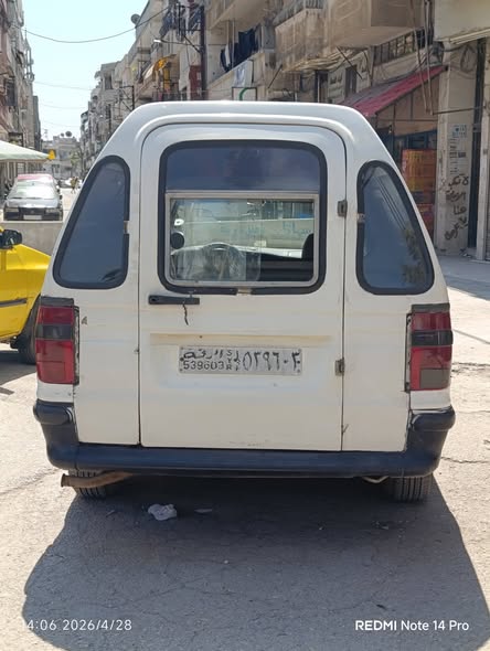 سكودا بيك أب 1996 - صورة 3
