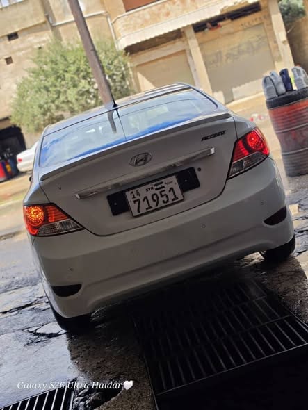 هونداي اكسنت 2012 - صورة 3