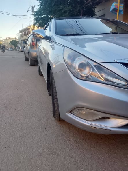 هيونداي سوناتا 2013 - صورة 1