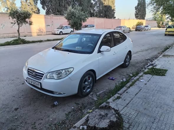هيونداي أفانتي 2009 - صورة 4