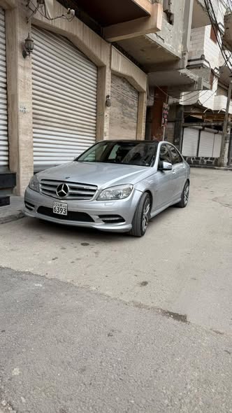 مرسيدس C200 2011 - صورة 2