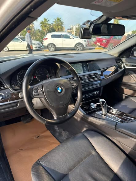 بي إم دبليو 530i 2011 - صورة 4