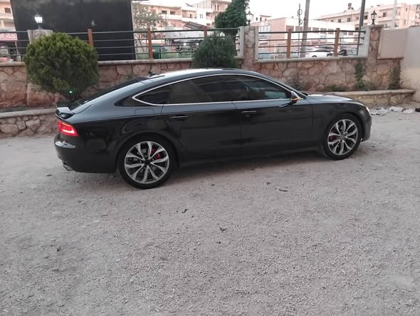 اودي A7 2012 - صورة 5