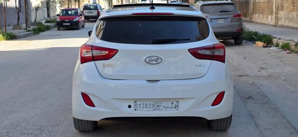 هيونداي i30 2012 - صورة 3