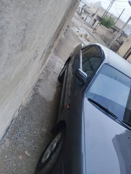 مازدا 323 2001 - صورة 2