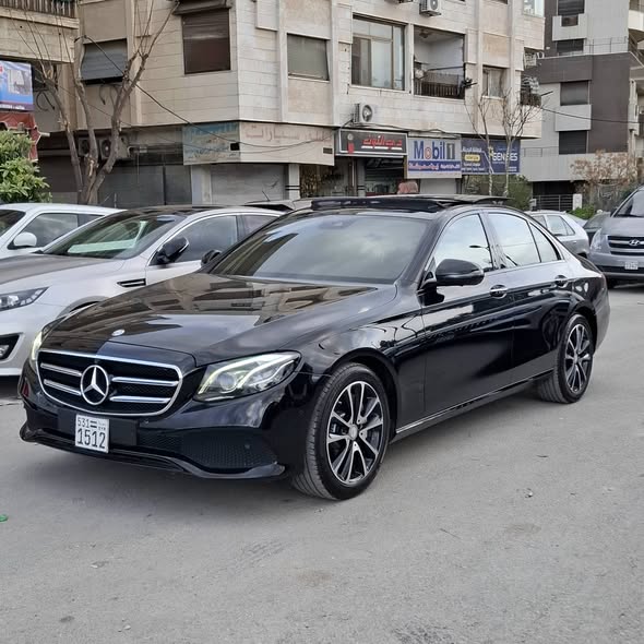 مرسيدس E300 2018 - صورة 3