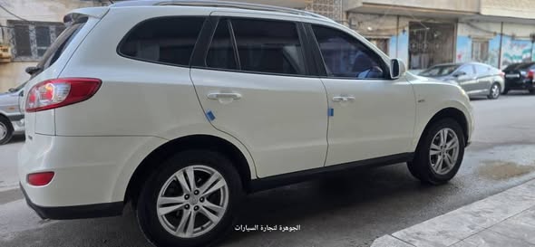 هيونداي سانتافي 2010 - صورة 3
